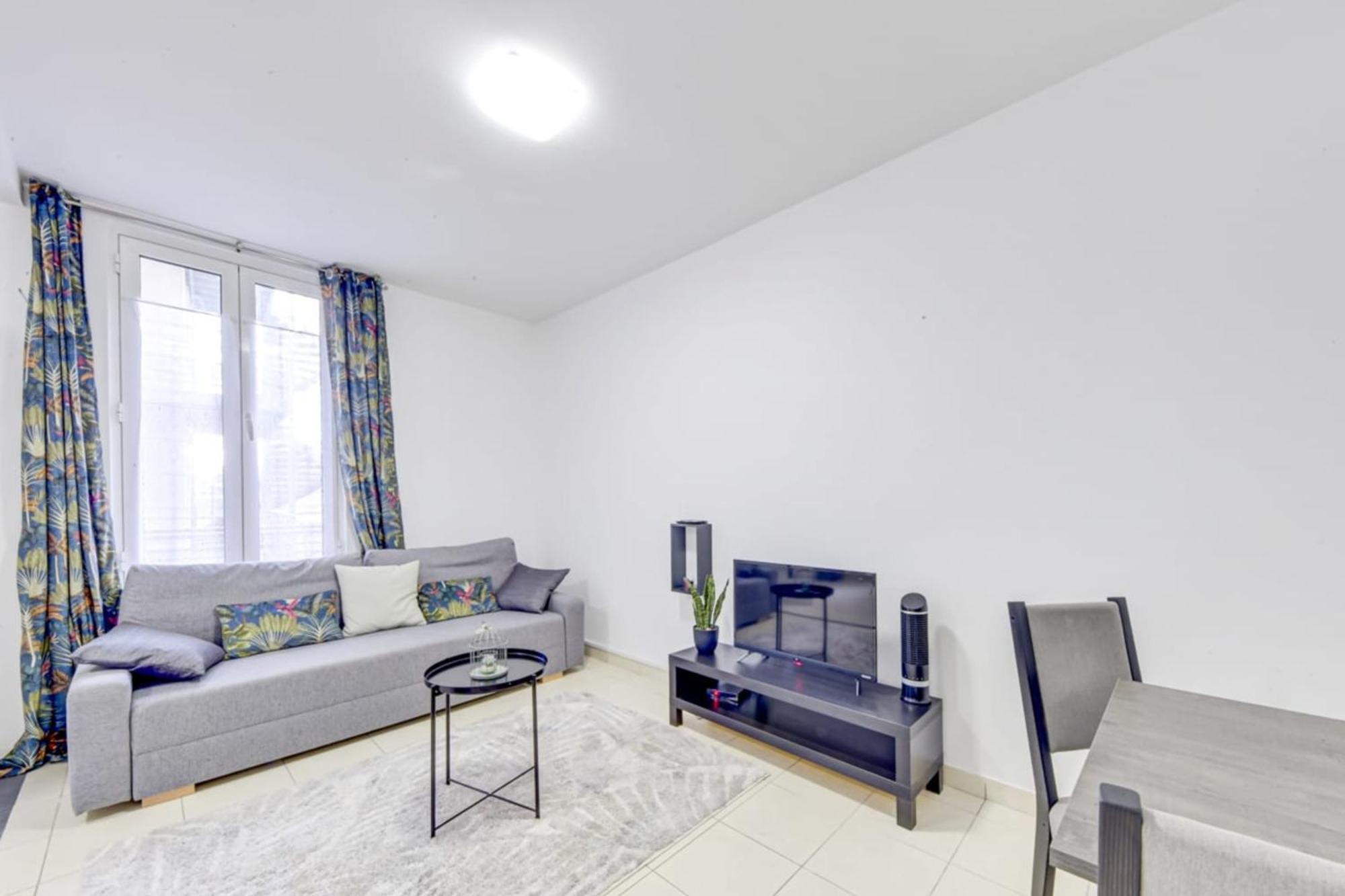 Apartment Bright Near Paris *